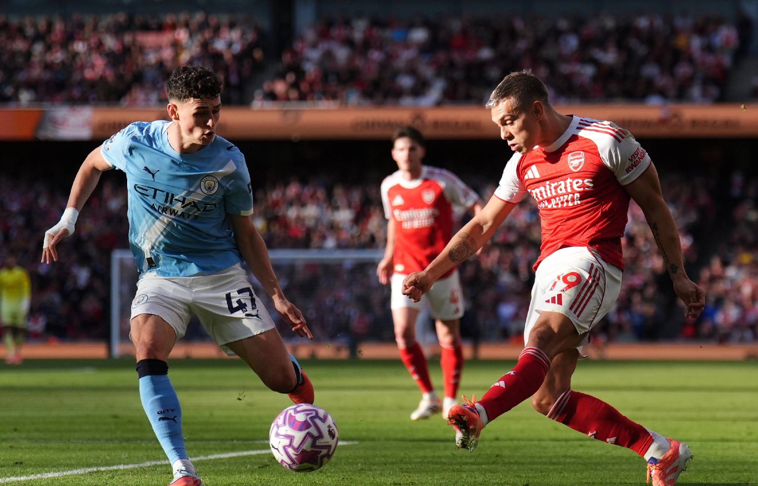 意媒：萨里要求拉齐奥冬窗买中场，梦想得到弗拉泰西