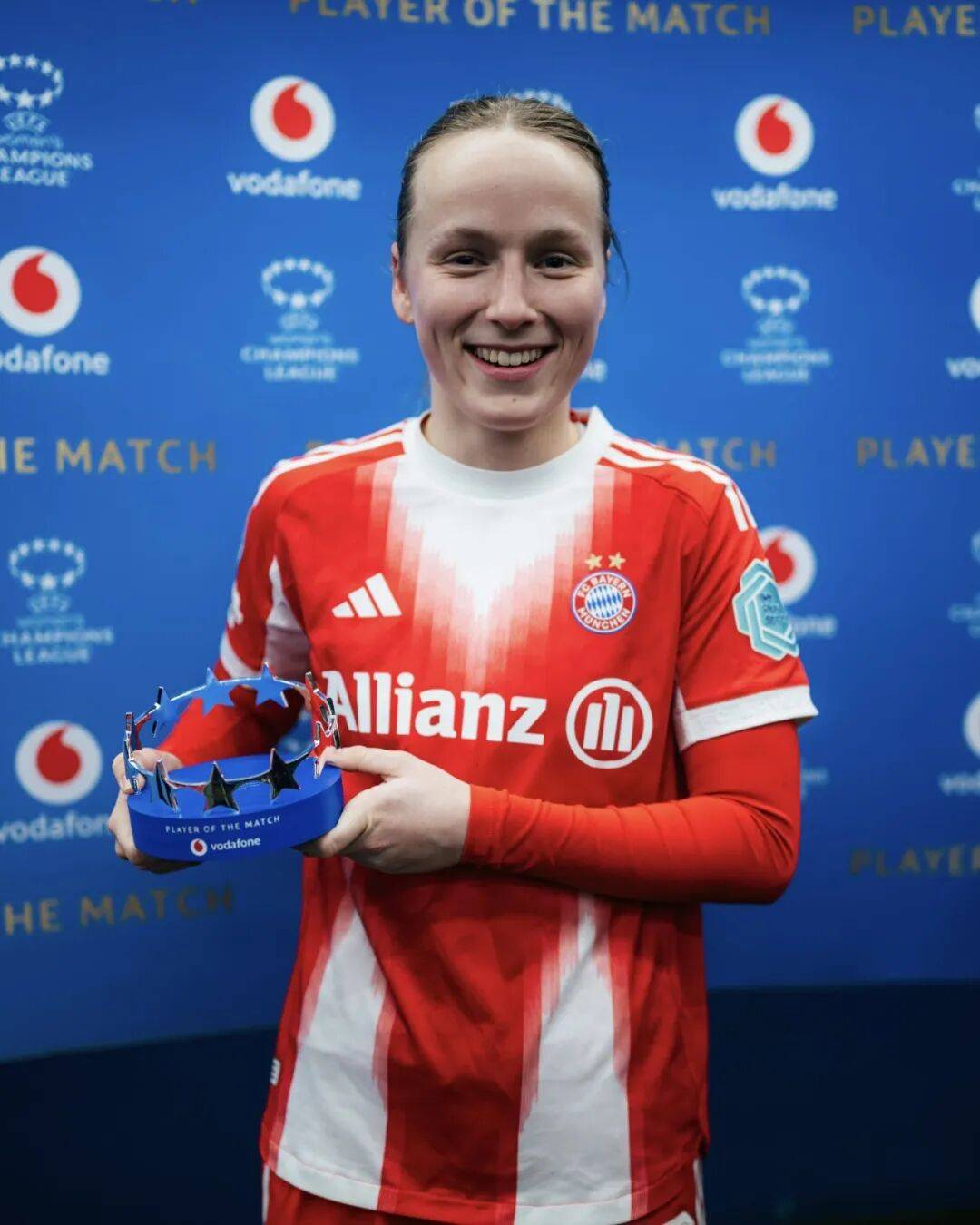 葡媒：C罗向欧国联冠军队友赠送定制手表，若塔的送给了其家人