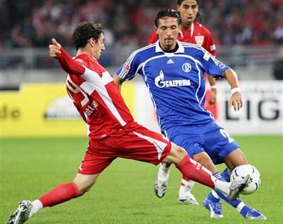 官方：德国名哨兹瓦耶将执法国米vs利物浦的欧冠焦点战（官宣：德国名裁兹瓦耶将吹罚国米对阵利物浦的欧冠重头戏）