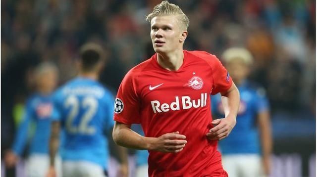 马丁内斯谈C罗肘击被罚下：那不是暴力行为，而是对挑衅的反应