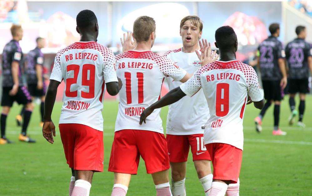 詹姆斯三节战罢得6分，距离连续1298场得分上双还差4分