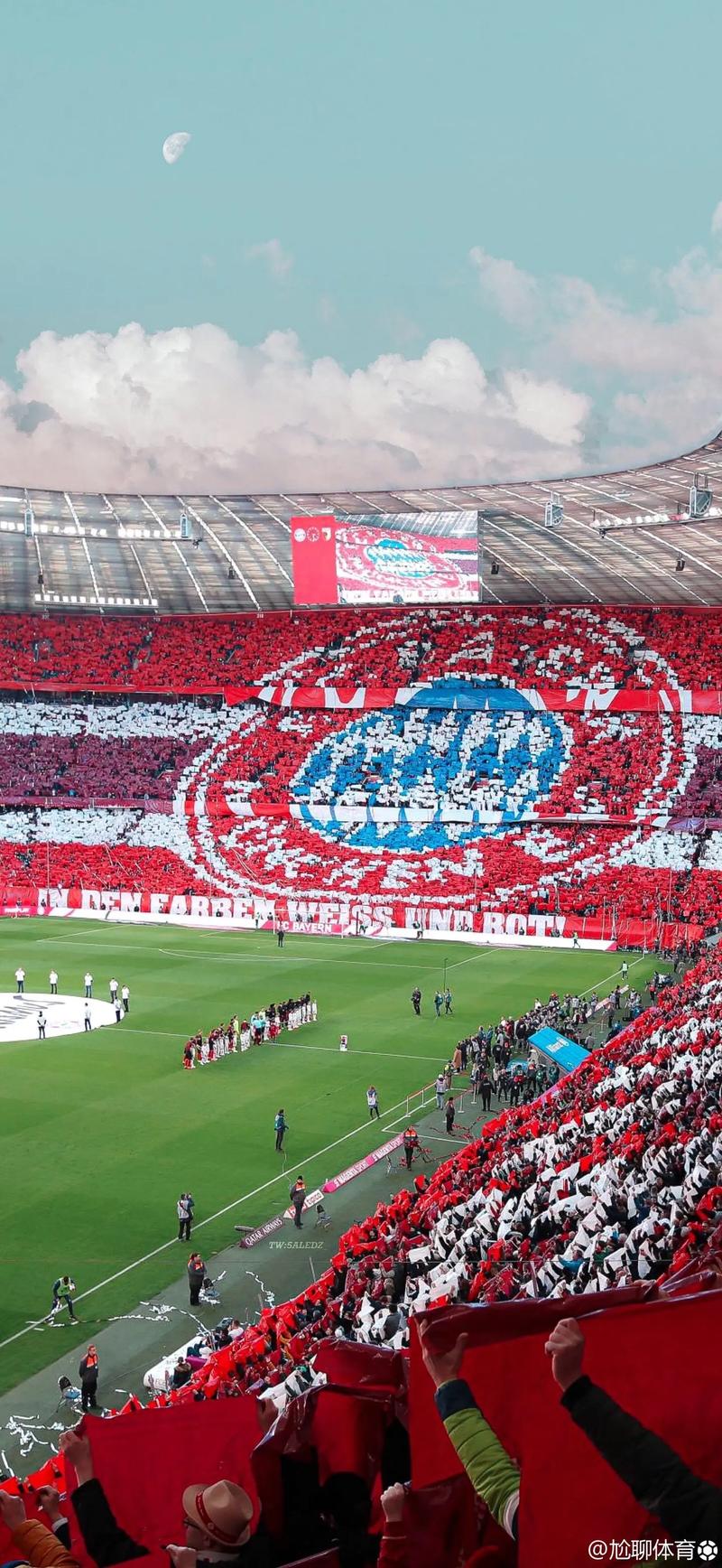 青岛记者：邵佳一大哥式的执教风格很适合当下中国足球的环境（青岛记者：邵佳一“大哥”式执教契合当前中国足坛环境）