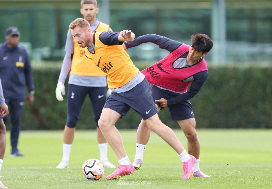 进军美加墨！葡萄牙连续7届晋级世界杯正赛，此前8次参赛2次四强