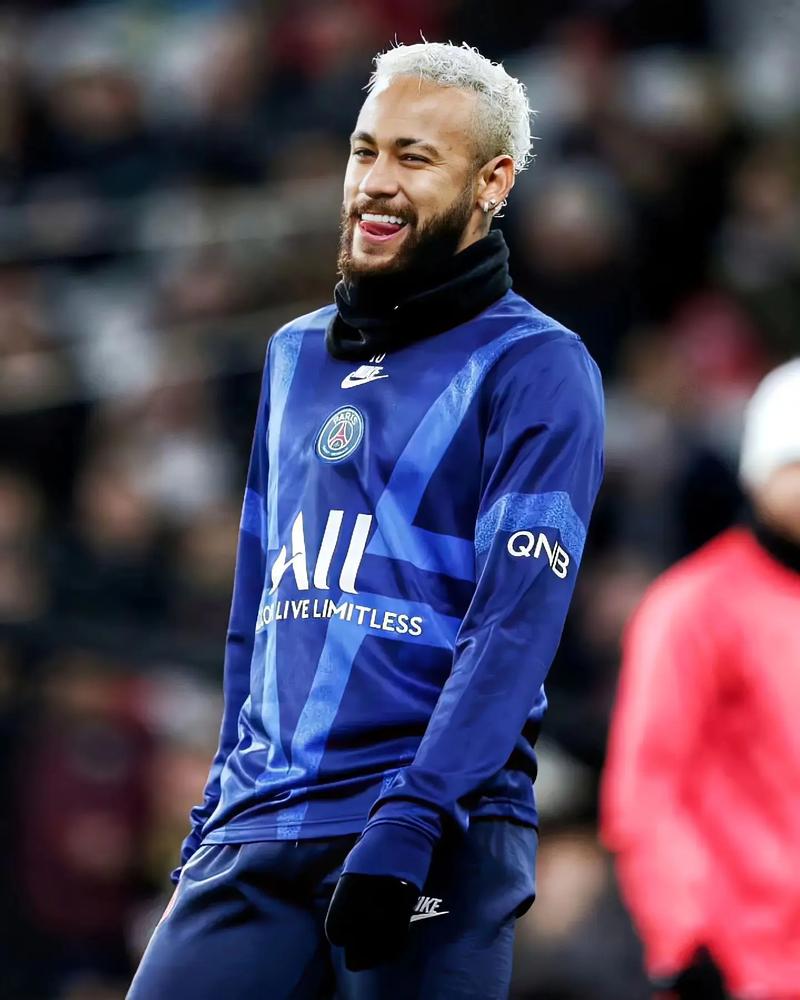 紫百合主席：俱乐部从未被挂牌出售，我们应团结一致共度难关