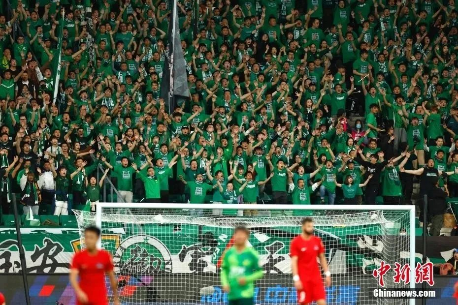 半场战报：拉齐奥1-0莱切，贡多齐建功